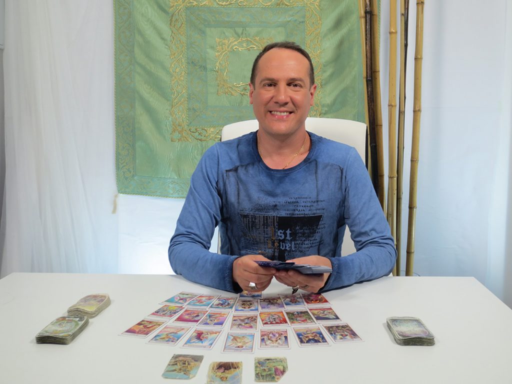 cursos de tarot online y presencial