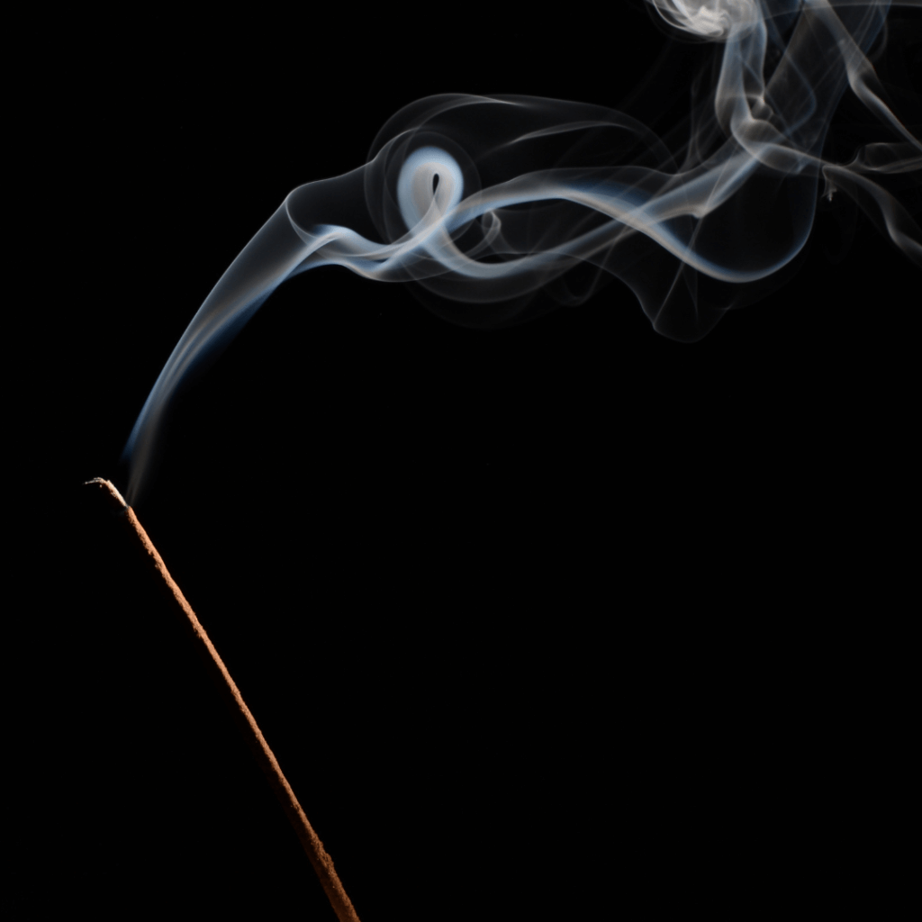 Propiedades Esotéricas de los Sahumerios Incienso